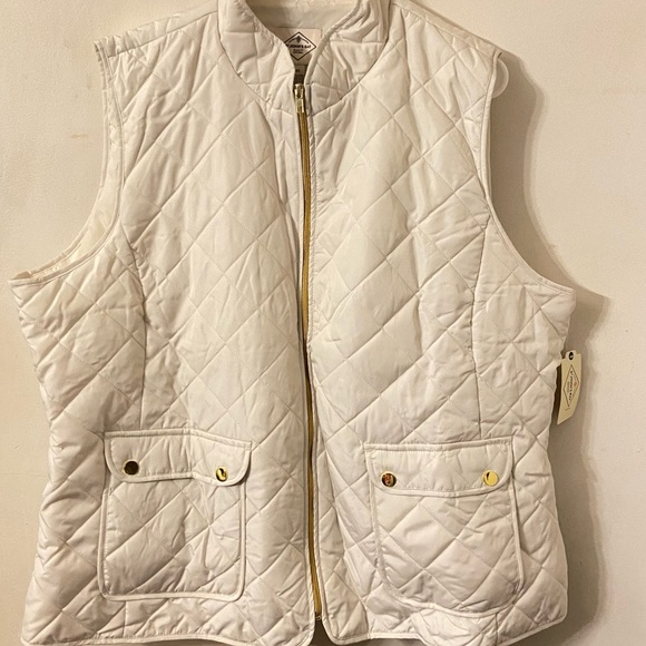 St. John's Bay Womens New Plus Midweight Quilted Vest in Ivory. - Picture 2 of 7